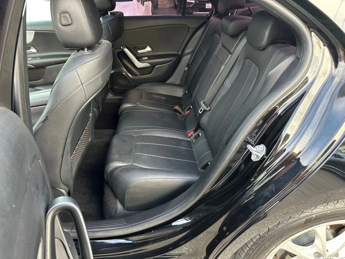2021 Mercedes-Benz A-Class A220 - Photo 9