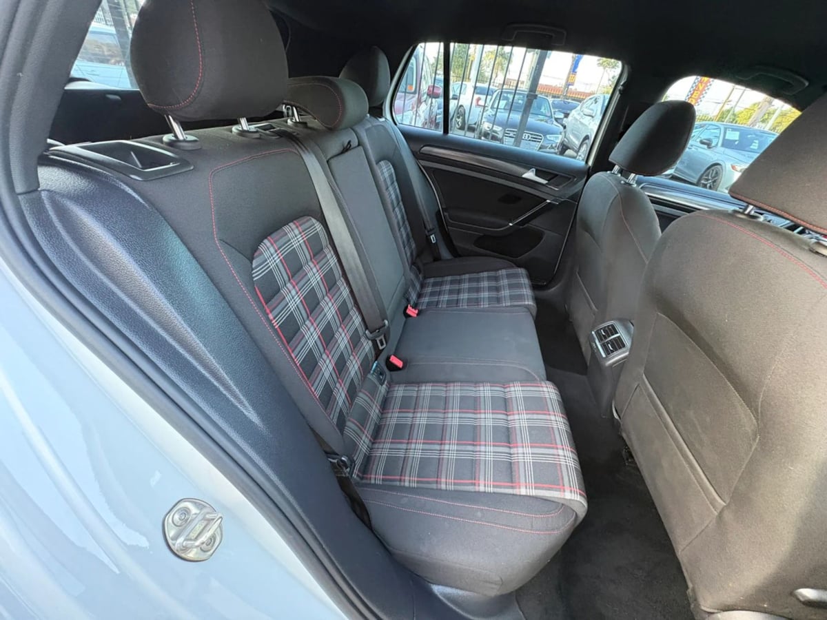2018 Volkswagen Golf GTI S - Photo 9