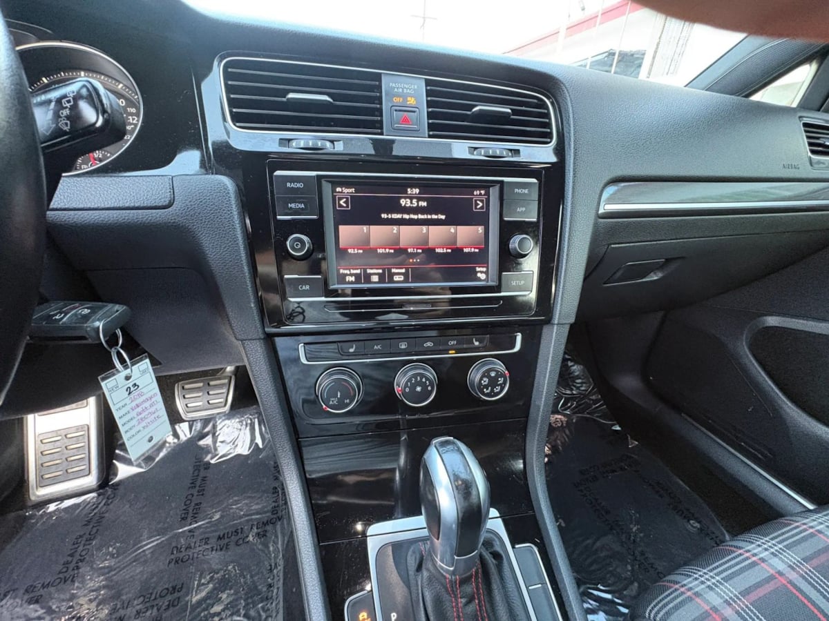 2018 Volkswagen Golf GTI S - Photo 13