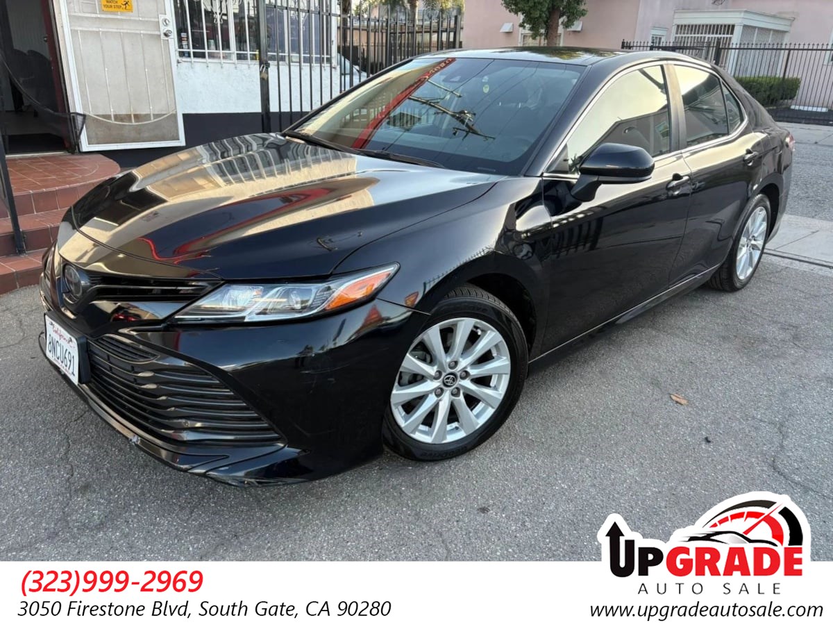 2020 Toyota Camry 2.5 Auto LE's photo