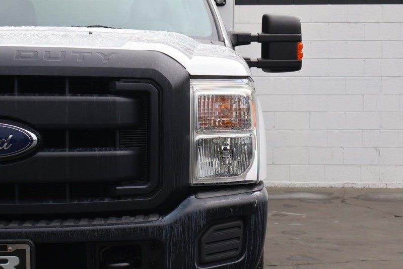 2016 Ford F-250 XL photo 3