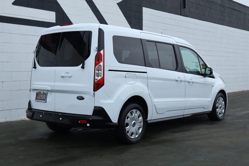 2022 Ford Transit XLT photo 6