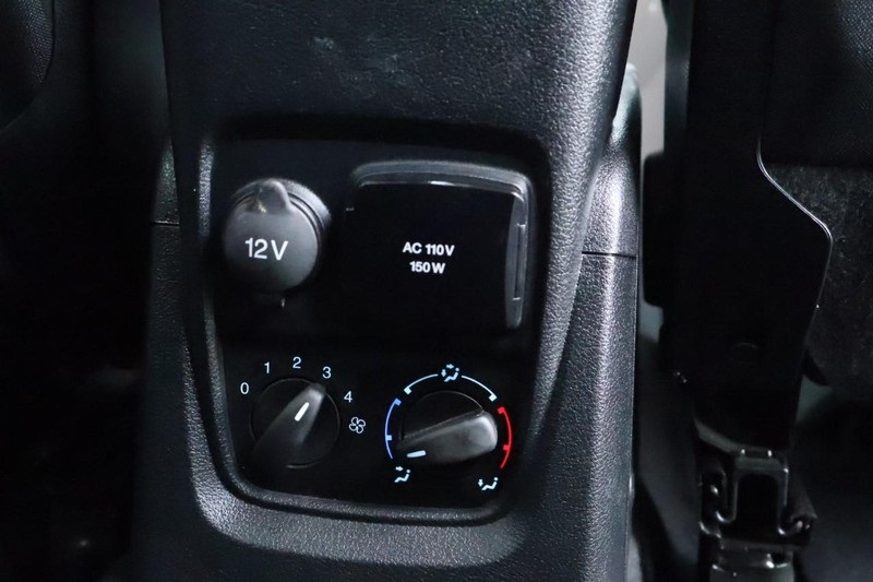 2022 Ford Transit XLT photo 24
