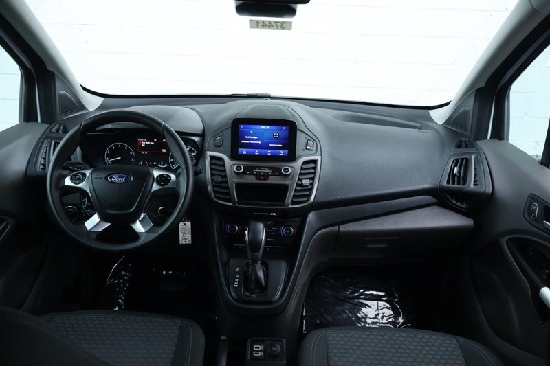 2022 Ford Transit XLT photo 25