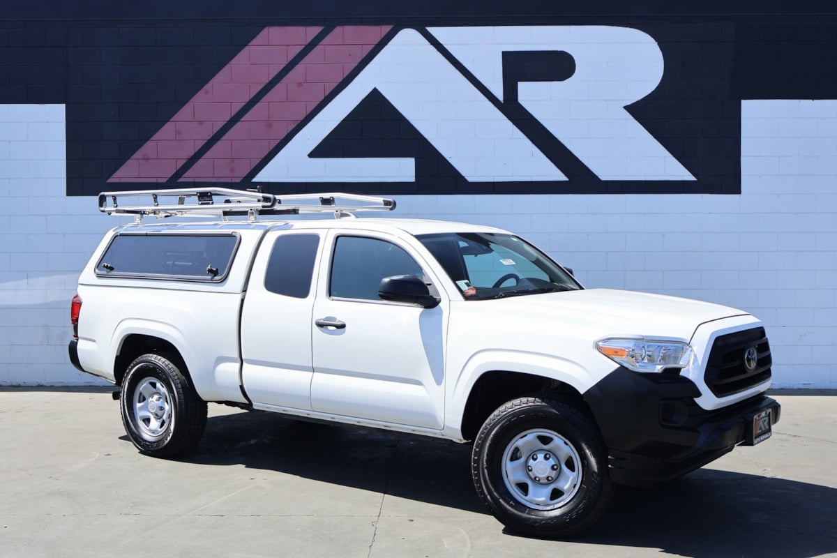 2021 Toyota Tacoma SR Access Cab photo 2