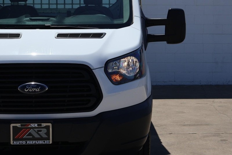 2018 Ford Transit Chassis photo 3
