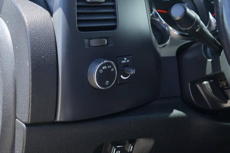 2009 Gmc Sierra SLE photo 17
