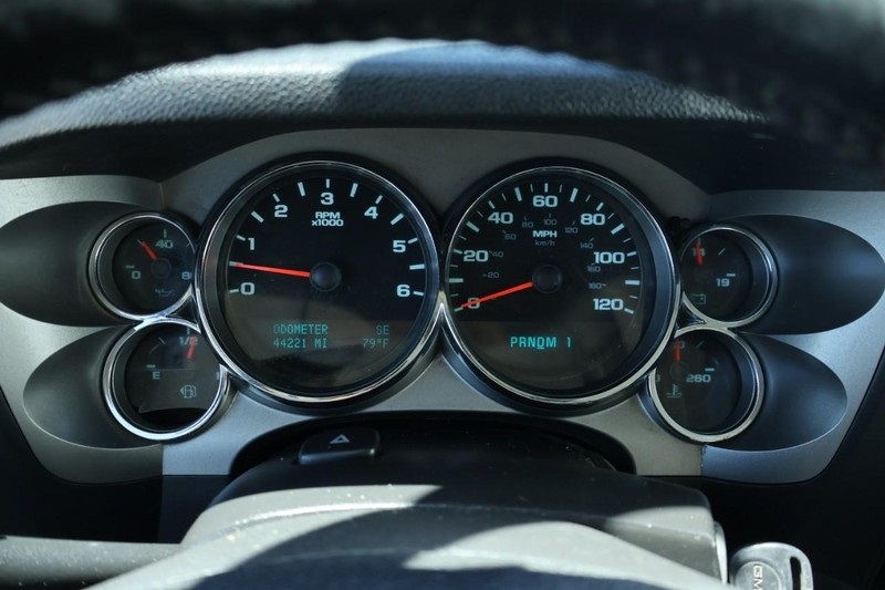 2009 Gmc Sierra SLE photo 24