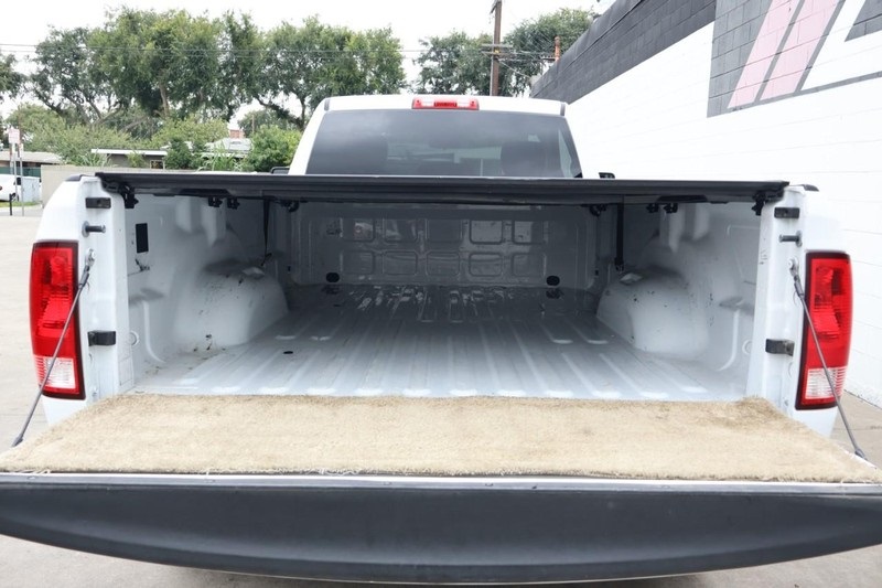 2021 Ram 1500 Classic photo 9