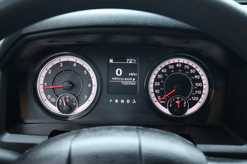 2021 Ram 1500 Classic photo 25