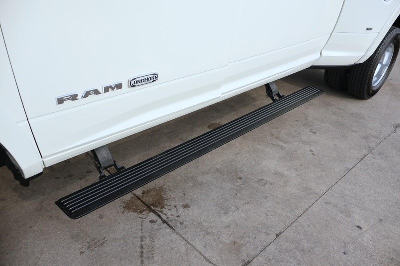 2021 Ram 3500 Longhorn photo 4