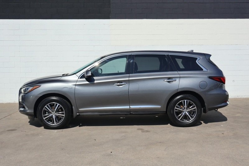 2017 Infiniti QX60 photo 8
