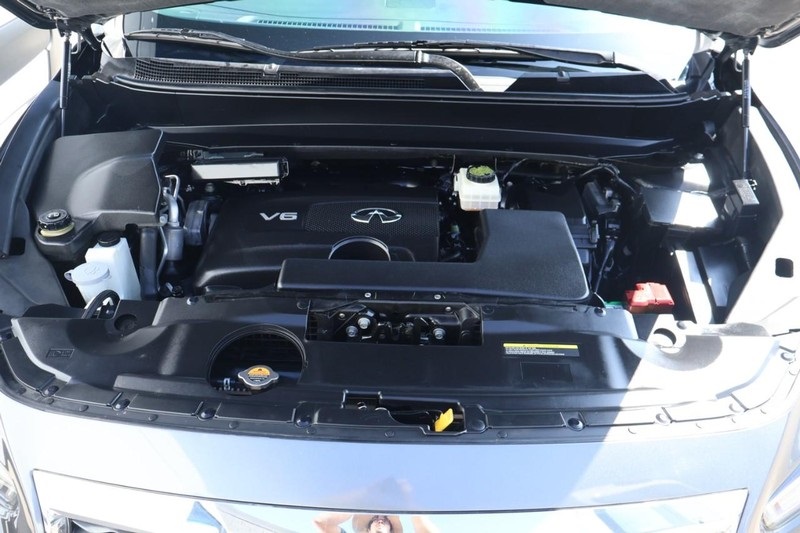 2017 Infiniti QX60 photo 10