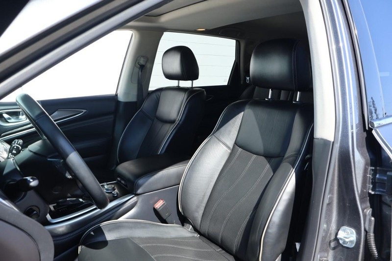 2017 Infiniti QX60 photo 17