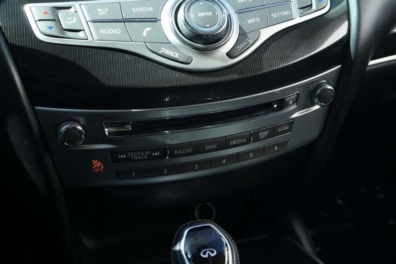 2017 Infiniti QX60 photo 34