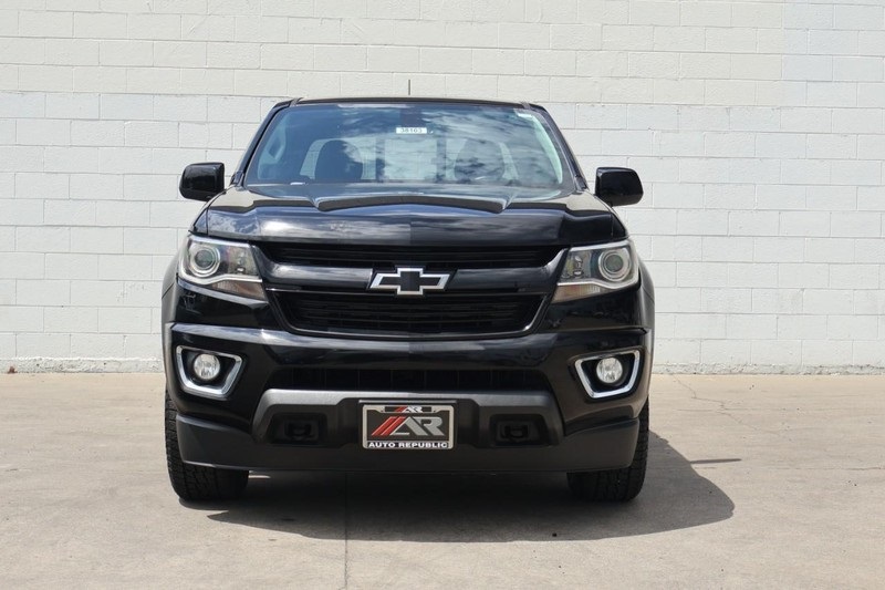 2018 Chevrolet Colorado Z71 photo 3