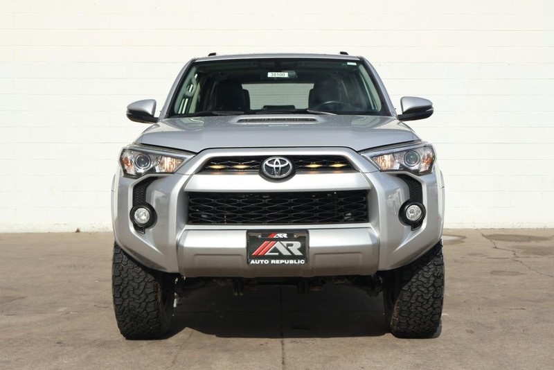 2019 Toyota 4Runner TRD Premium photo 2