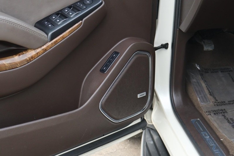 2015 Gmc Yukon Denali photo 16