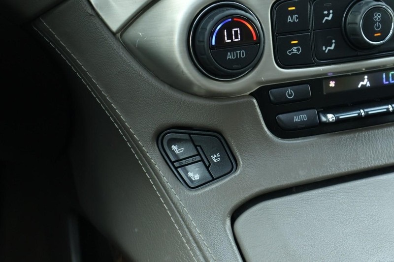 2015 Gmc Yukon Denali photo 38