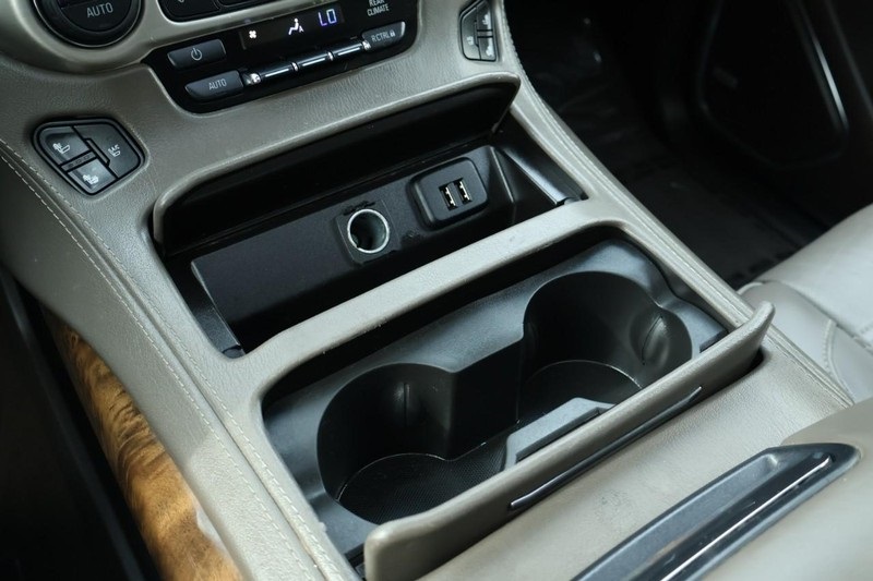 2015 Gmc Yukon Denali photo 40