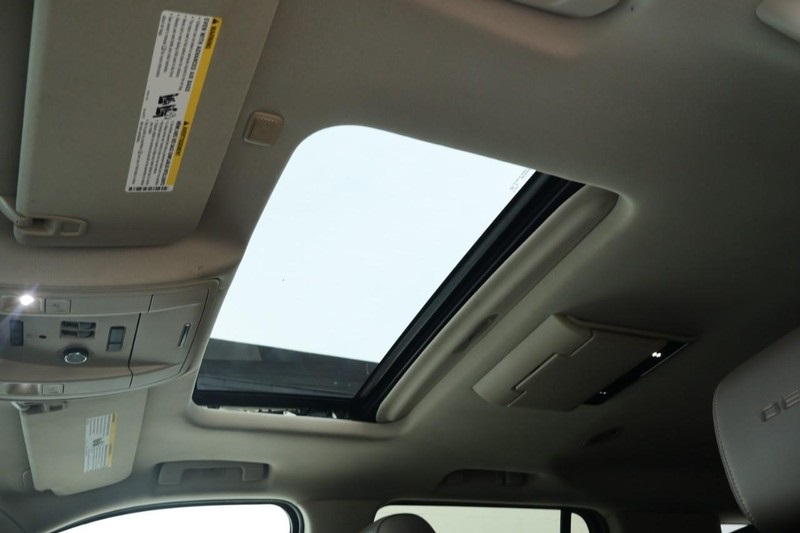 2015 Gmc Yukon Denali photo 41