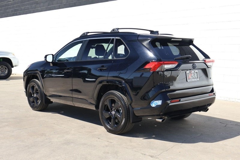 2021 Toyota RAV4 Prime XLE Premium photo 10