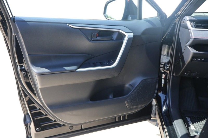 2021 Toyota RAV4 Prime XLE Premium photo 15