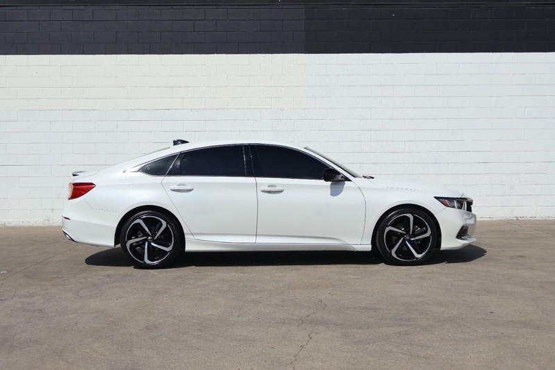 2021 Honda Accord Sport SE 1.5T photo 4