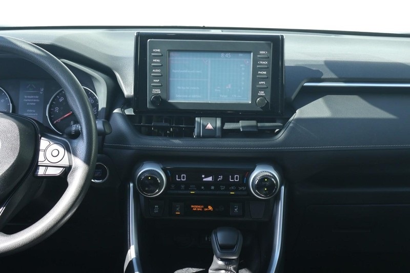 2019 Toyota RAV4 XLE photo 30