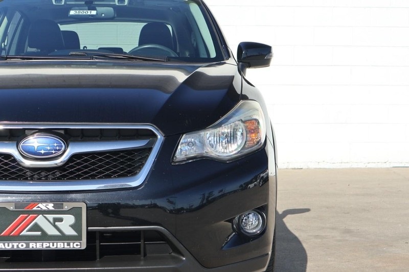 2015 Subaru Crosstrek Limited photo 3