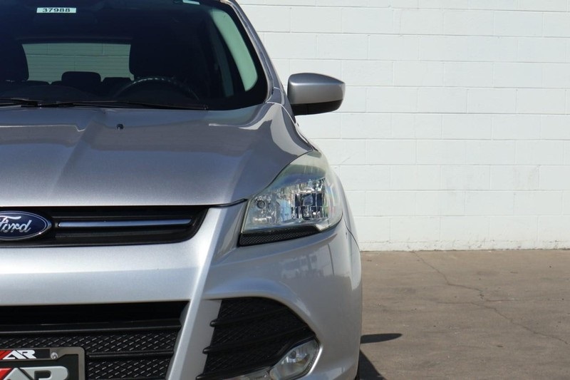 2015 Ford Escape SE photo 3