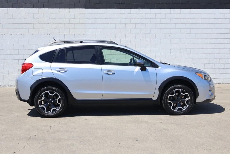 2015 Subaru Crosstrek Limited photo 3