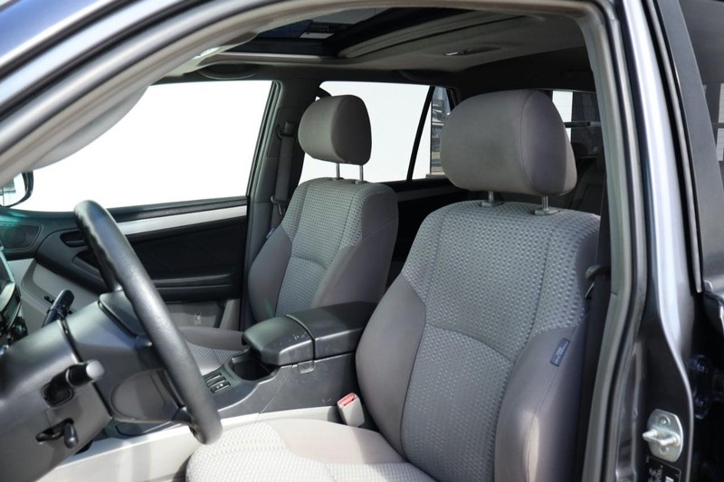 2006 Toyota 4Runner SR5 photo 17