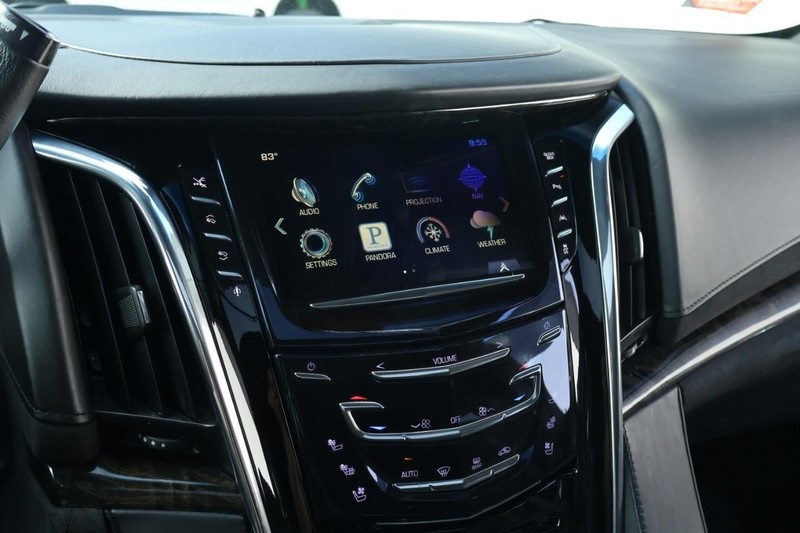 2016 Cadillac Escalade Platinum photo 41