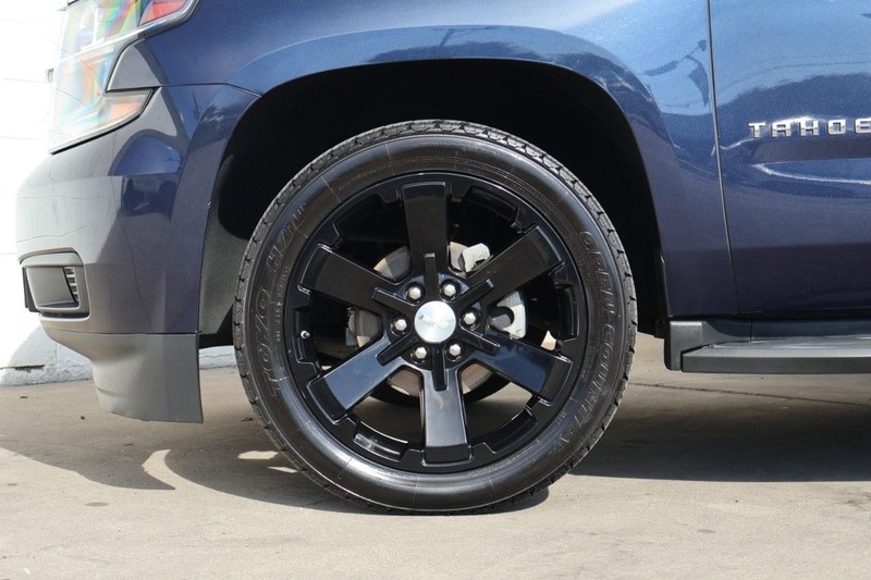 2019 Chevrolet Tahoe LT photo 15