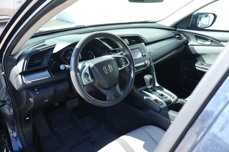 2017 Honda Civic LX photo 15