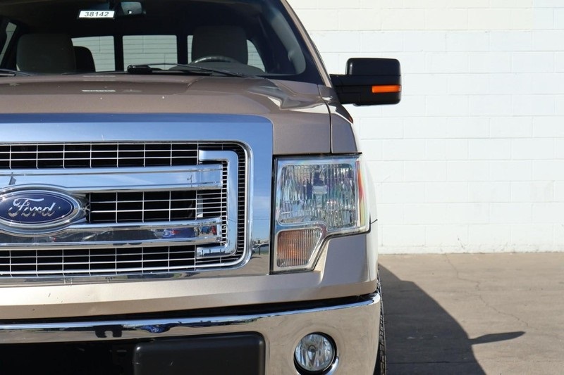 2013 Ford F-150 XLT photo 4
