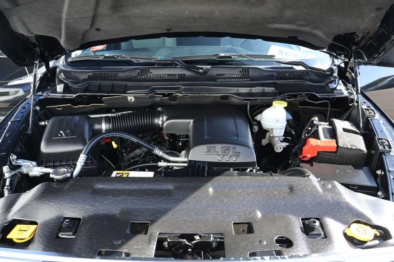 2024 Ram 1500 Classic SLT photo 12