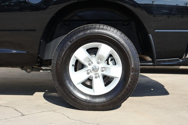 2024 Ram 1500 Classic SLT photo 13