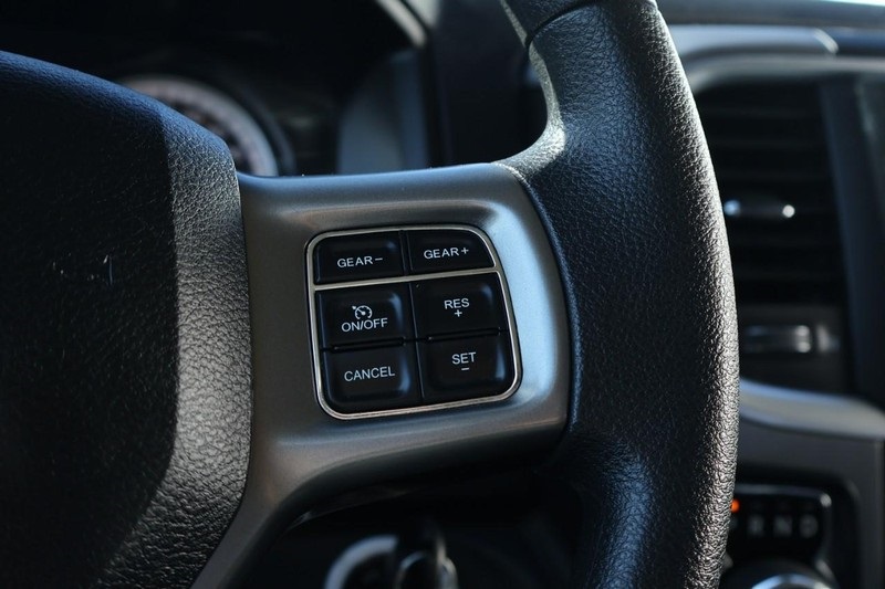 2024 Ram 1500 Classic SLT photo 28