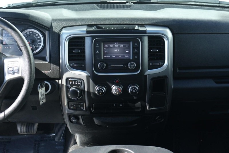 2024 Ram 1500 Classic SLT photo 29