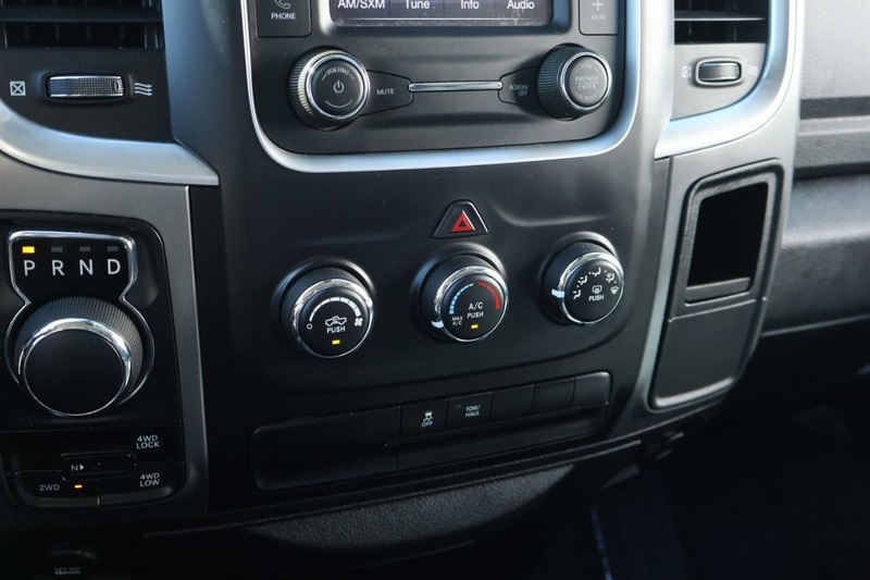 2024 Ram 1500 Classic SLT photo 34