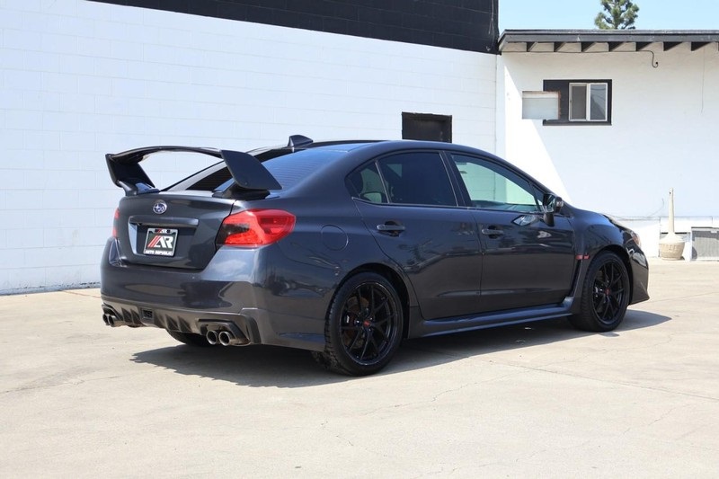 2016 Subaru WRX STI photo 5