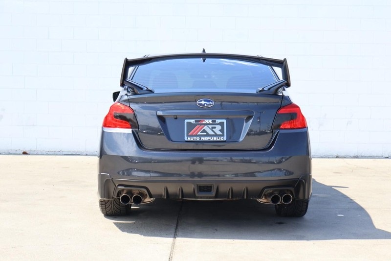2016 Subaru WRX STI photo 7