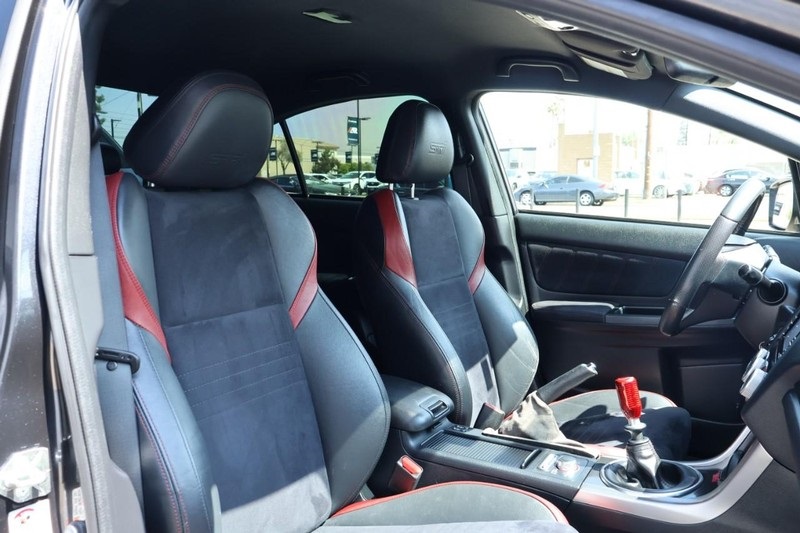 2016 Subaru WRX STI photo 20