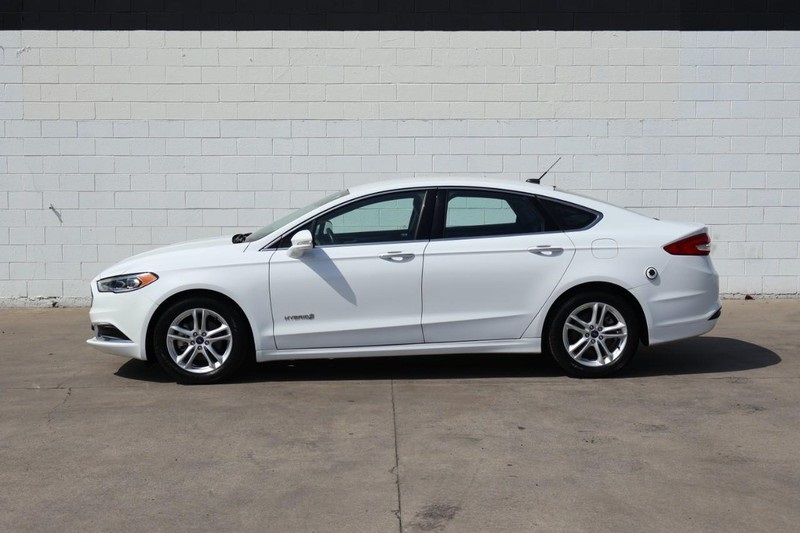 2018 Ford Fusion Hybrid SE photo 10