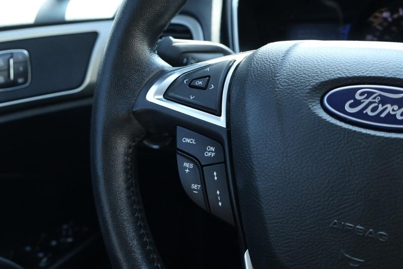2018 Ford Fusion Hybrid SE photo 25