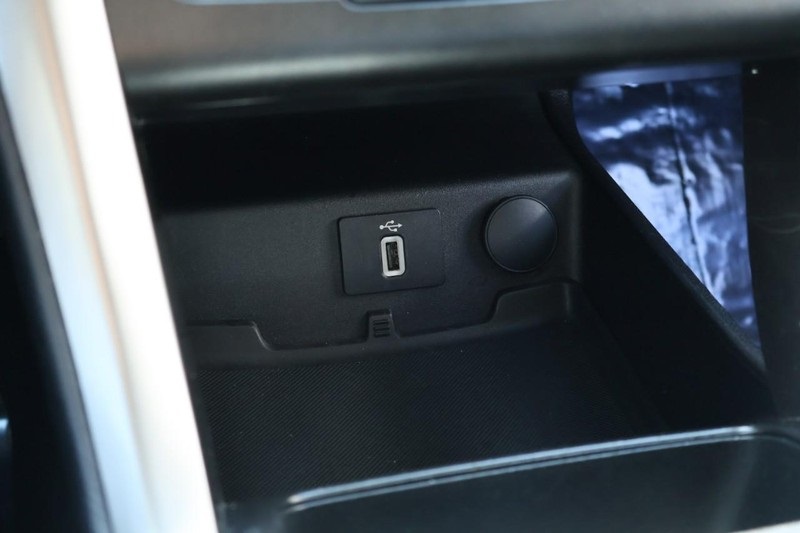 2018 Ford Fusion Hybrid SE photo 32