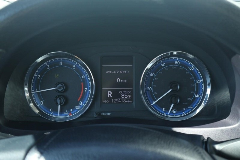 2017 Toyota Corolla L photo 23