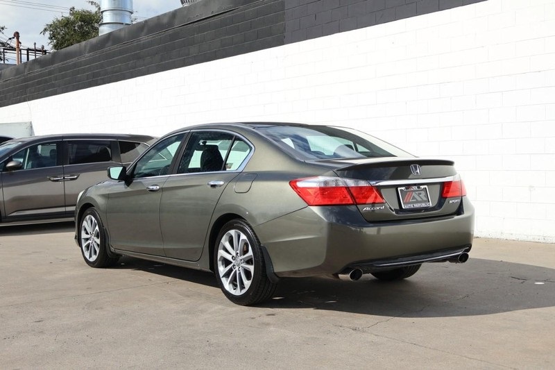 2014 Honda Accord Sport photo 10